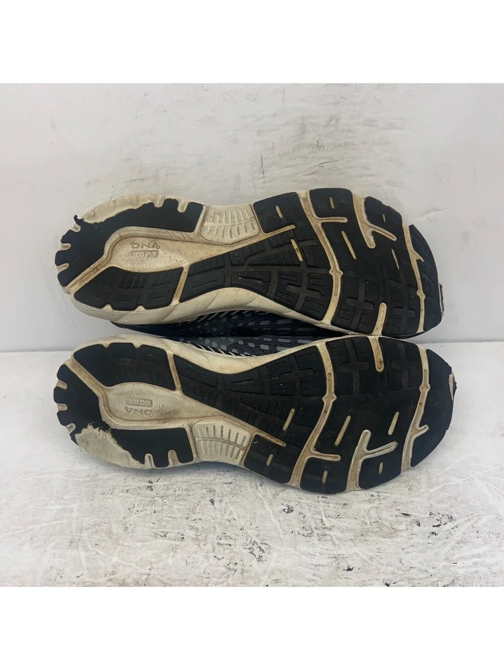 Brooks used shoes